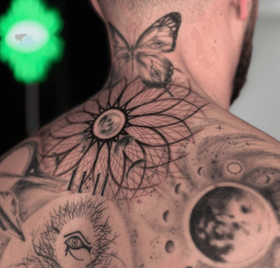 Geometric / Dotwork tattoo example